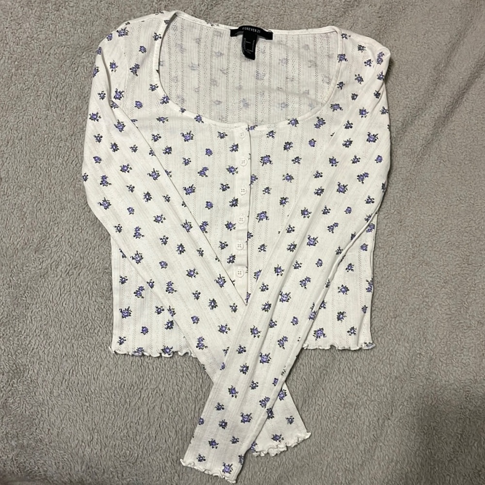 Flower Long Sleeve Crop Top Design